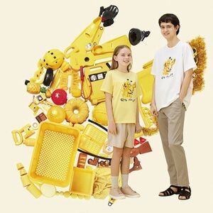 Uniqlo UT x magma Pokémon Meets Artist Limited Edition Pikachu Collage White XL